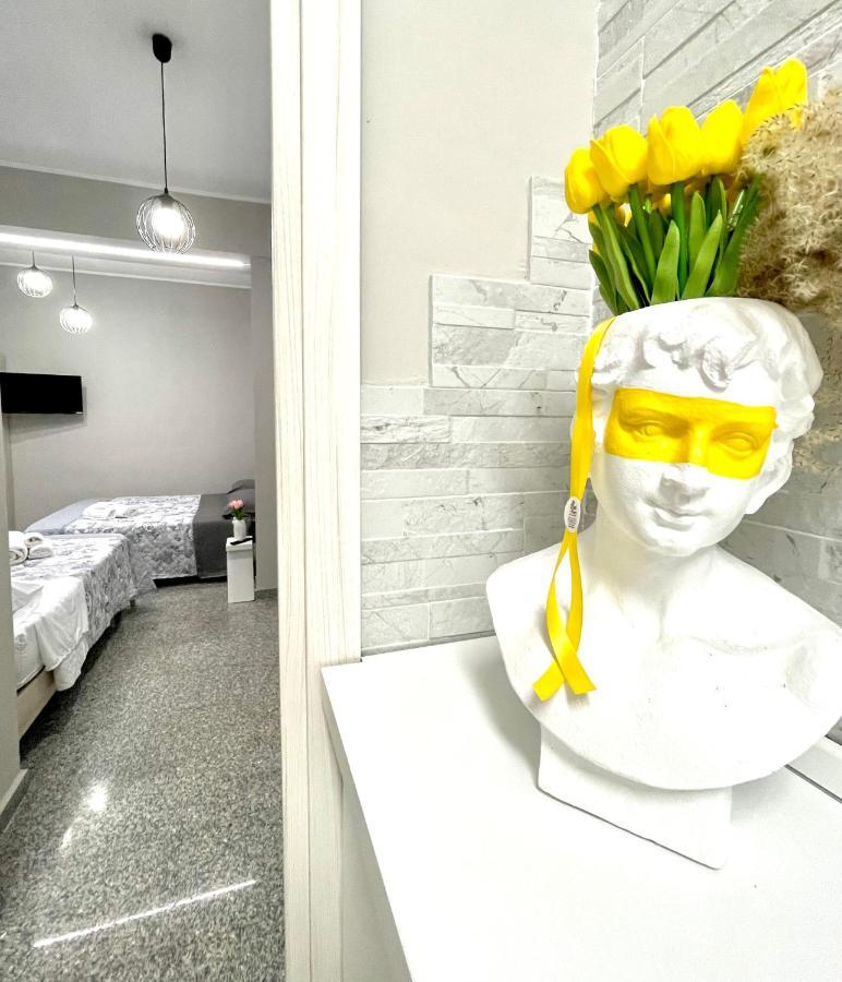 Charm Airport Bed & Breakfast Reggio di Calabria Bagian luar foto