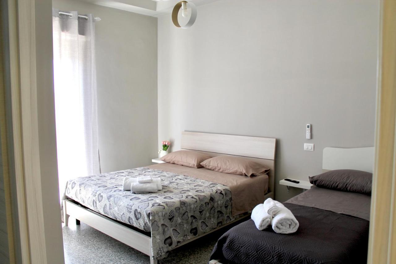 Charm Airport Bed & Breakfast Reggio di Calabria Bagian luar foto