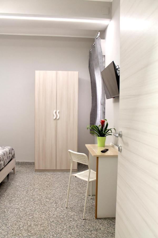 Charm Airport Bed & Breakfast Reggio di Calabria Bagian luar foto