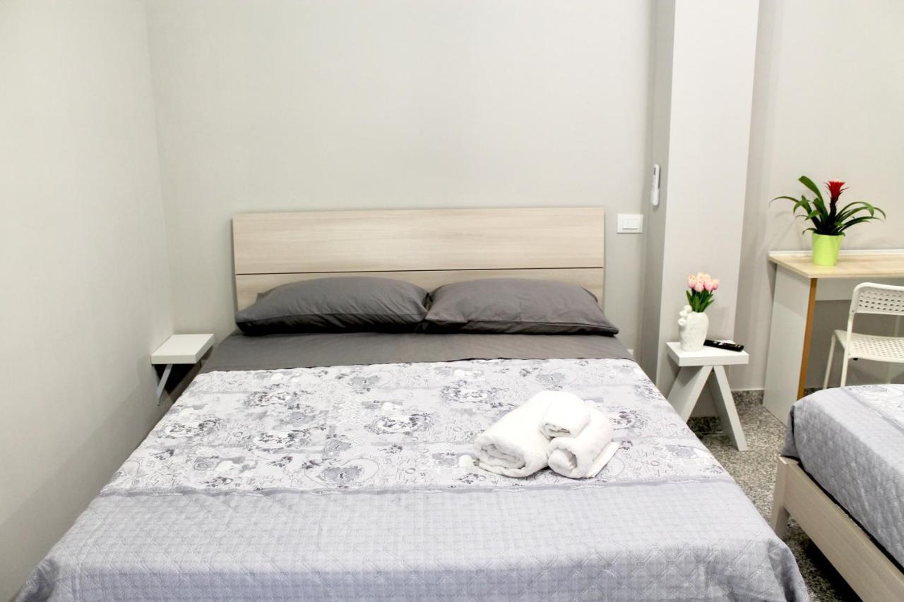 Charm Airport Bed & Breakfast Reggio di Calabria Bagian luar foto