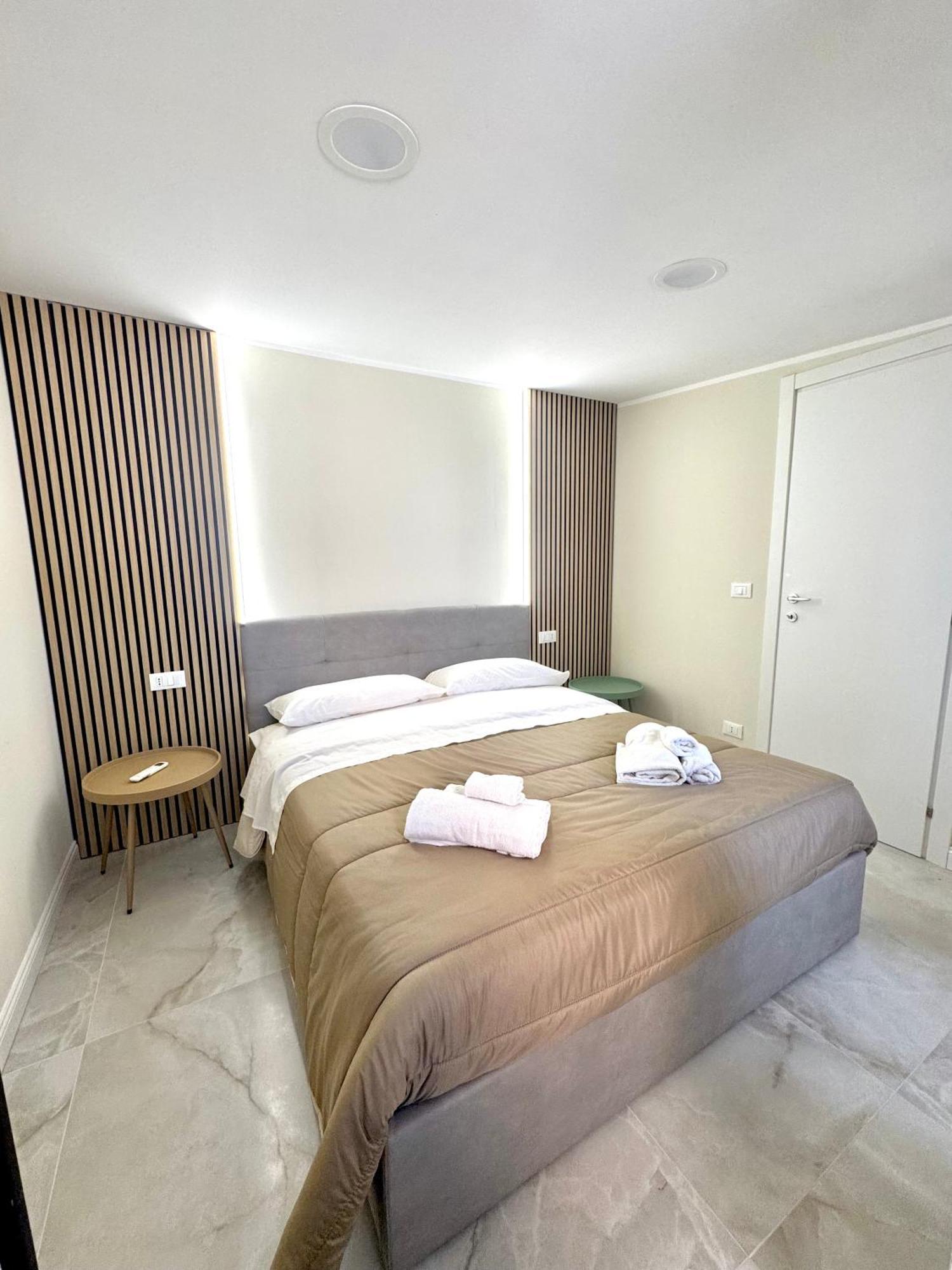Charm Airport Bed & Breakfast Reggio di Calabria Bagian luar foto