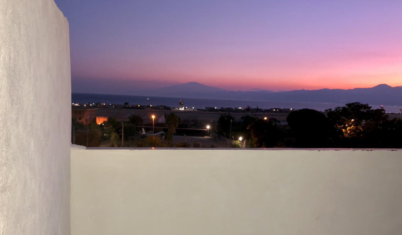 Charm Airport Bed & Breakfast Reggio di Calabria Bagian luar foto